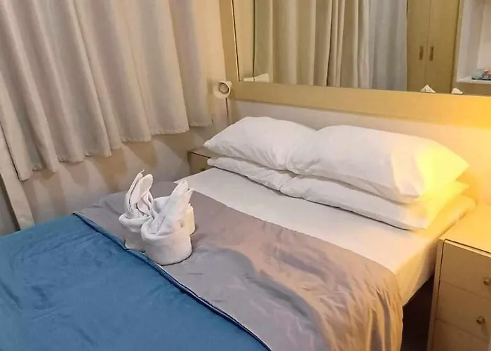 Sea Residences 2 Bedroom By Tvans Apartment